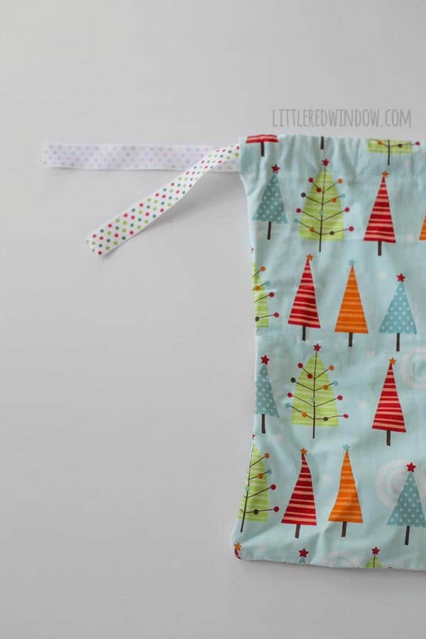Sew this Easy 3 SEAM drawstring gift bag for your Christmas presents this year, they look cute and can be reused over and over!
