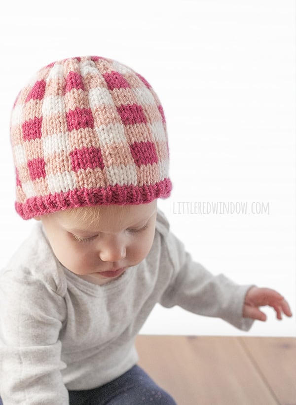 Adorable Buffalo Plaid Knit Hat Knitting Pattern for newborns, babies and toddlers! | littleredwindow.com