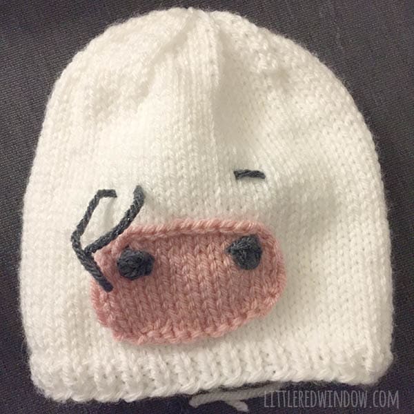 Cute and Cuddly Cow Hat Knitting Pattern for babies and toddlers! | littleredwindow.com