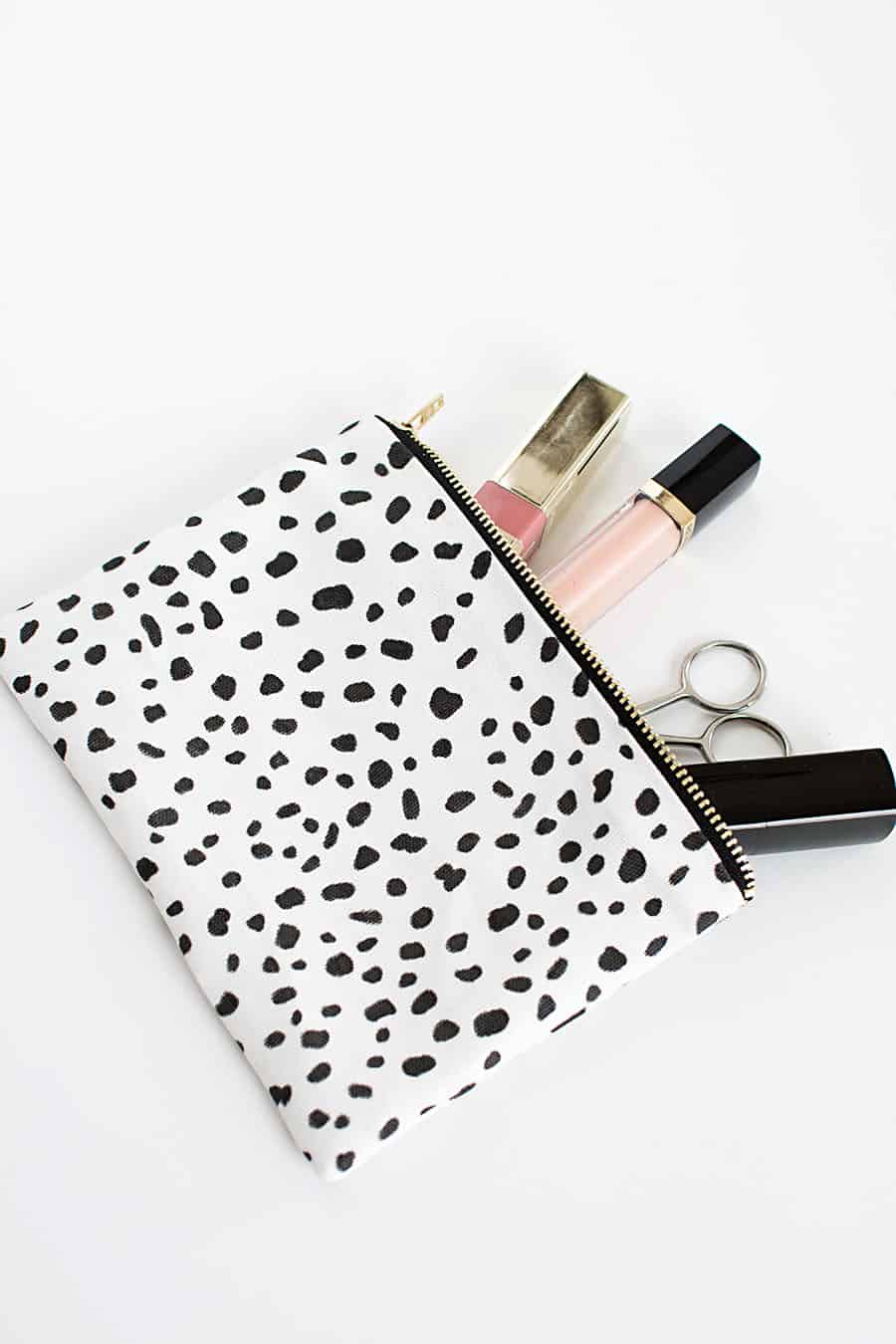 DIY-no-sew-zipper-pouch