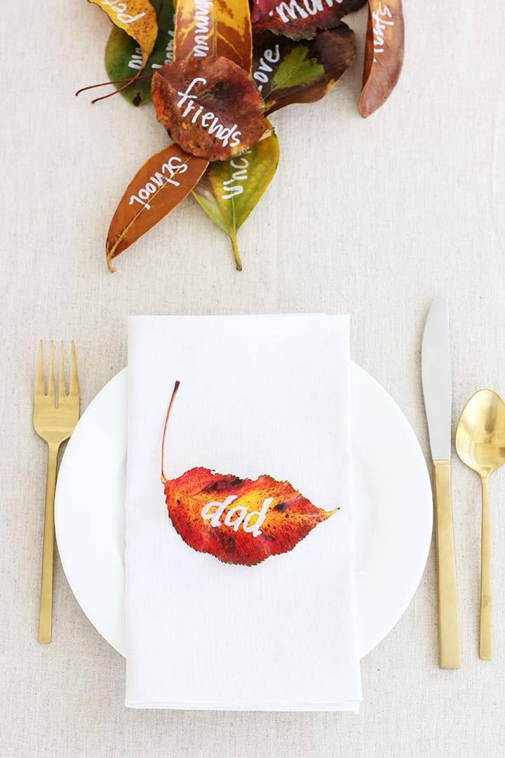 thanksgiving crafts - leaf placecards
