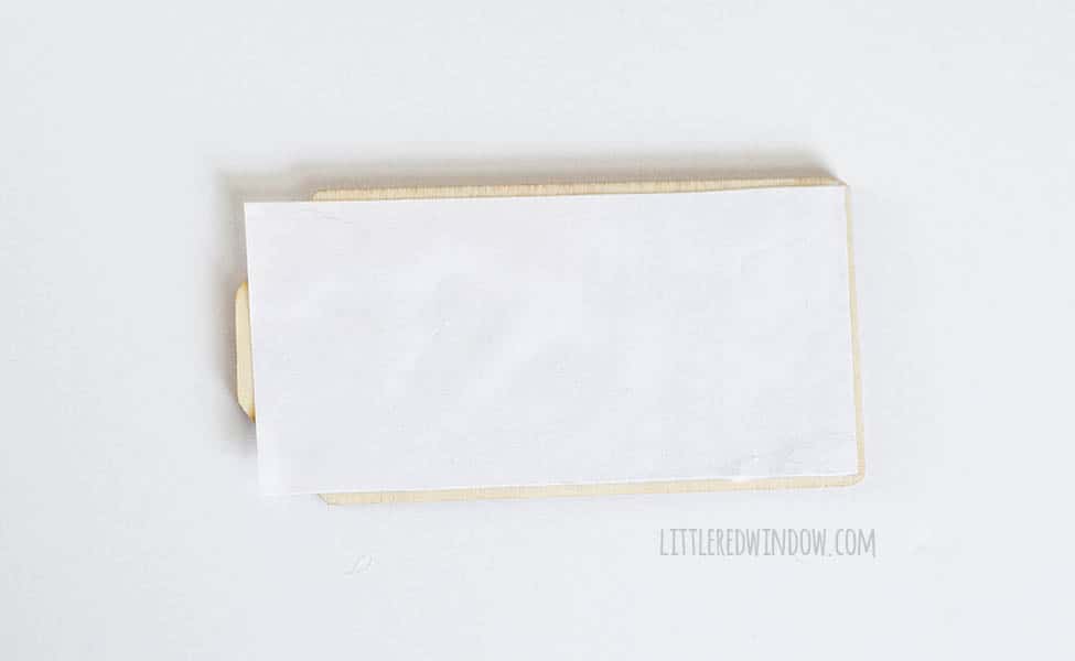 Photo Art DIY Luggage Tags, make your own personalized luggage tags and learn how to transfer your pictures to wood! | littleredwindow.com