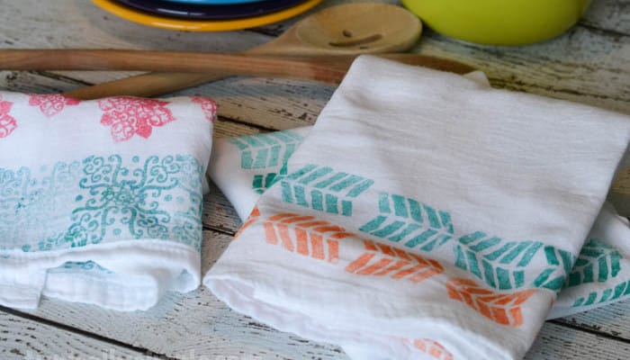 FabricCreationsStampedDishTowels-8-700x400