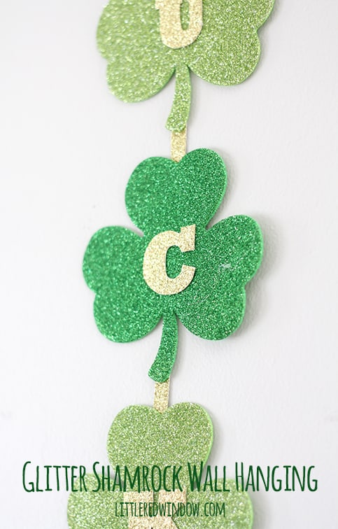 Glittery Lucky Shamrock Wall Hanging | littleredwindow.com