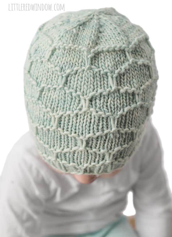 Honeycomb Hat Knitting Pattern, easy slip stitch baby hat pattern for newborns, babies and toddlers! | littleredwindow.com