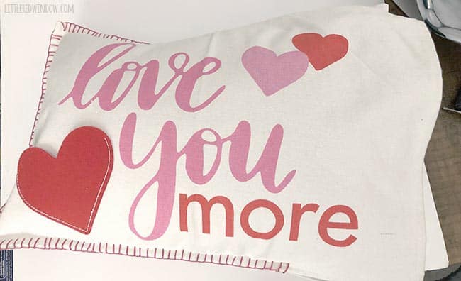 Use a pillow form to make your easy placemat pillow nice and plump!