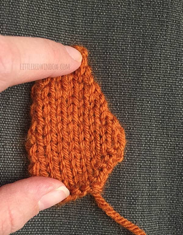 Jolly Giraffe Hat Knitting Pattern for babies and toddlers! | littleredwindow.com