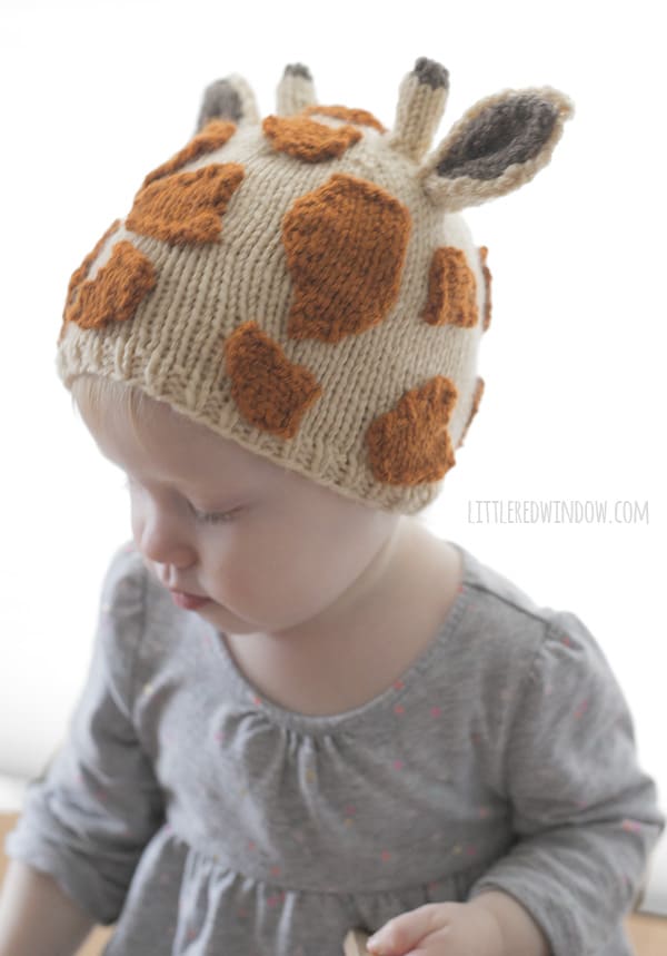 Jolly Giraffe Hat Knitting Pattern for babies and toddlers! | littleredwindow.com