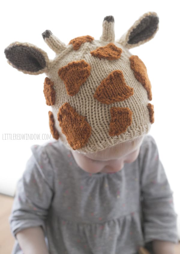 Jolly Giraffe Hat Knitting Pattern for babies and toddlers! | littleredwindow.com