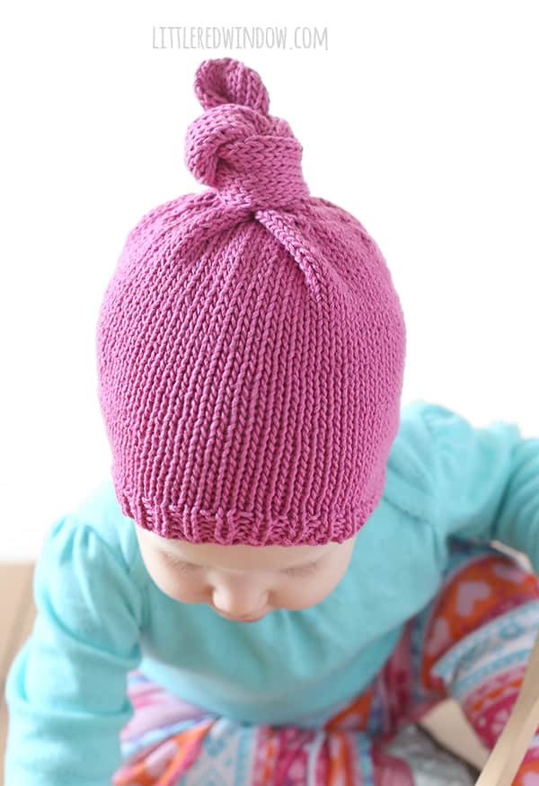 Easy Knit Top Knot Hat Knitting Pattern for babies and toddlers! | littleredwindow.com