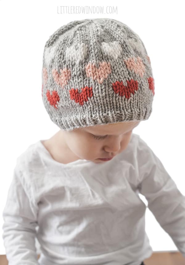 Ombré Heart Hat Knitting Pattern for newborns, babies and toddlers! | littleredwindow.com