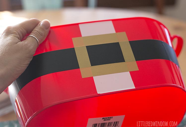 You'll never be able to tell this vinyl for my Santa Party Bucket was cut by hand and NOT with a Silhouette or Cricut machine!