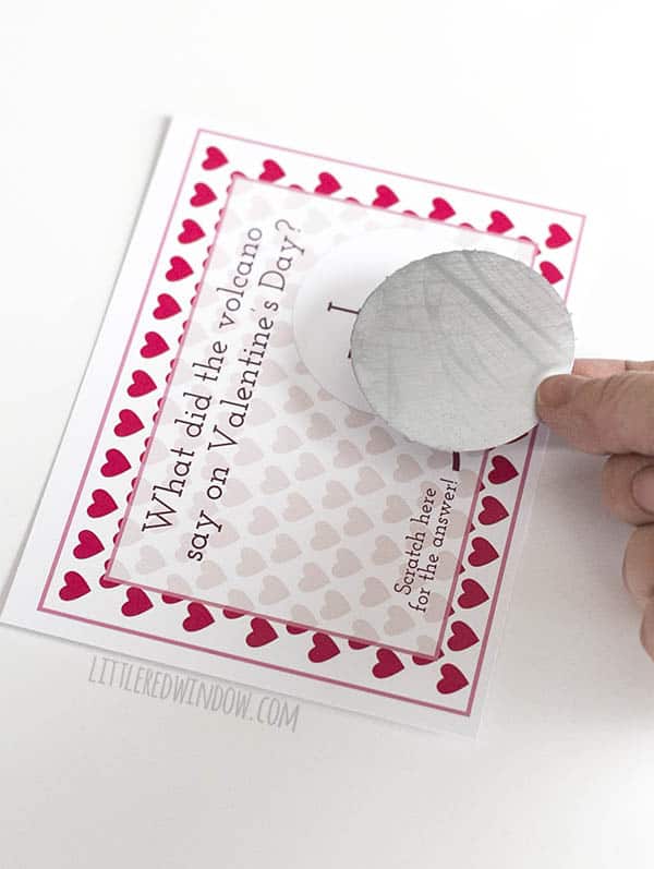 The EASIEST Scratch Off Valentines Day Cards EVER (with free printable)! | littleredwindow.com