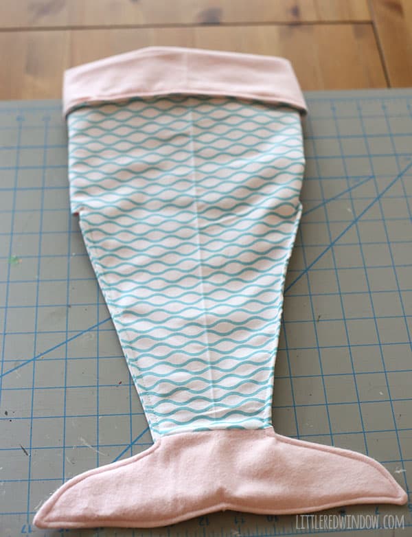Sew an adorable Mermaid Stroller Blanket for your baby! | littleredwindow.com