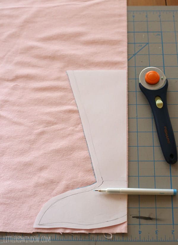 Sew an adorable Mermaid Stroller Blanket for your baby! | littleredwindow.com