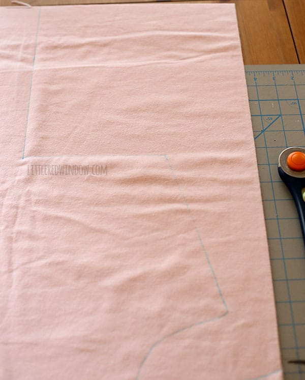 Sew an adorable Mermaid Stroller Blanket for your baby! | littleredwindow.com