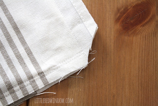 1 Hr. Tea Towel Tote Bag Tutorial | littleredwindow.com | Awesome tutorial to make a simple tote bag from tea towels in under and hour!