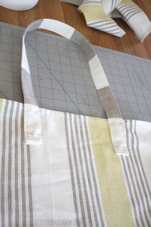 1 Hr. Tea Towel Tote Bag Tutorial | littleredwindow.com | Awesome tutorial to make a simple tote bag from tea towels in under and hour!