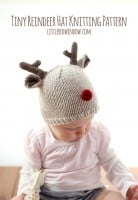 small tiny_reindeer_baby_hat_knitting_pattern_02_littleredwindow