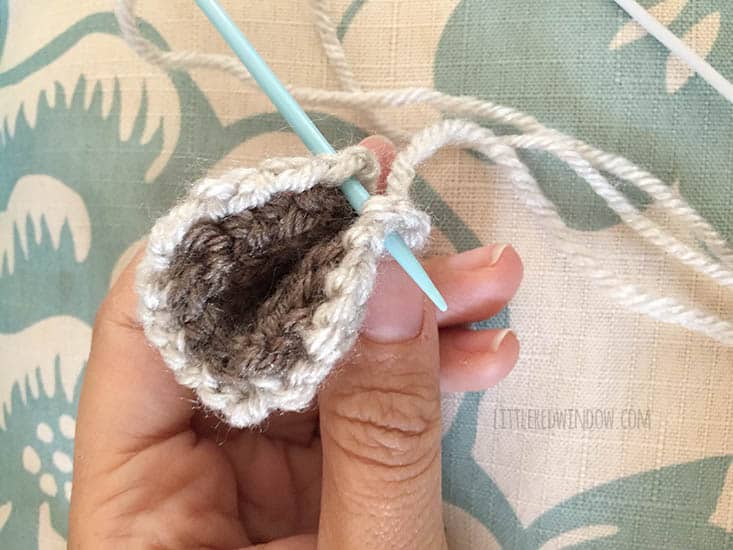 Free Tiny Reindeer Hat Knitting Pattern, perfect for Christmas! | littleredwindow.com