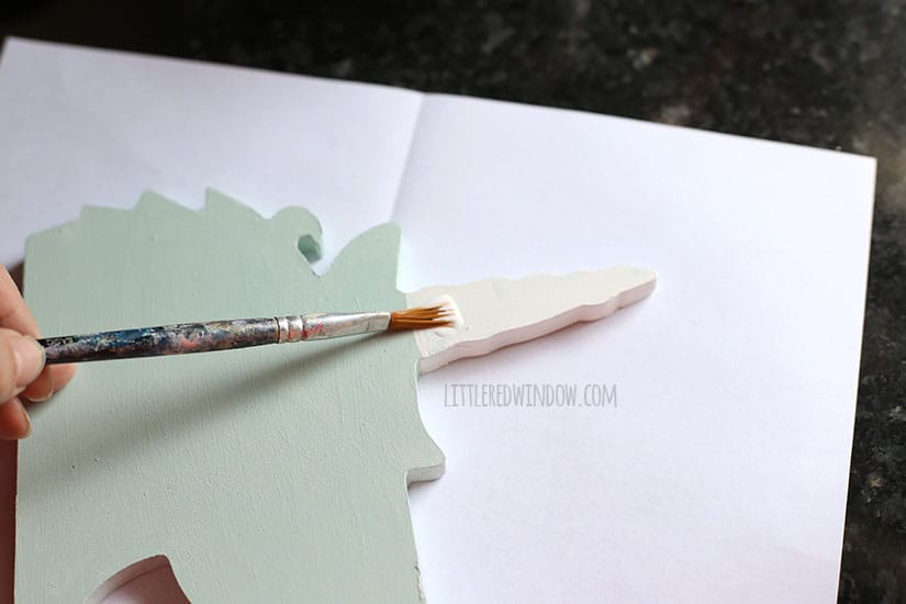 Cute Unicorn Plaque - makeover a dollar bin unicorn head plaque with a few easy steps! | littleredwindow.com